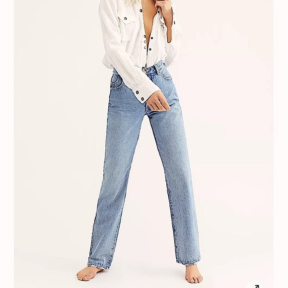 ROLLA’S 90s Classic Straight Leg Jeans 90s Blue High Rise Free People REVOLVE - Picture 1 of 17